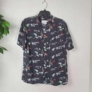 Goodfellow and Co. Men's Tropical Hawaiian Button Up Shirt Medium